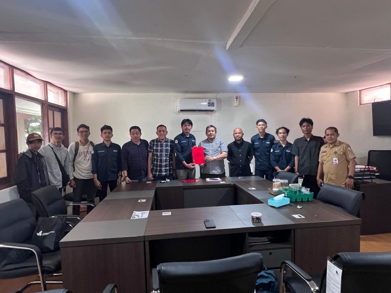 ebb24d55-5dd6-4d4b-8dc4-5fcd1b3341ad