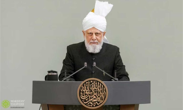 Pemimpin-Muslim-Ahmadiyah