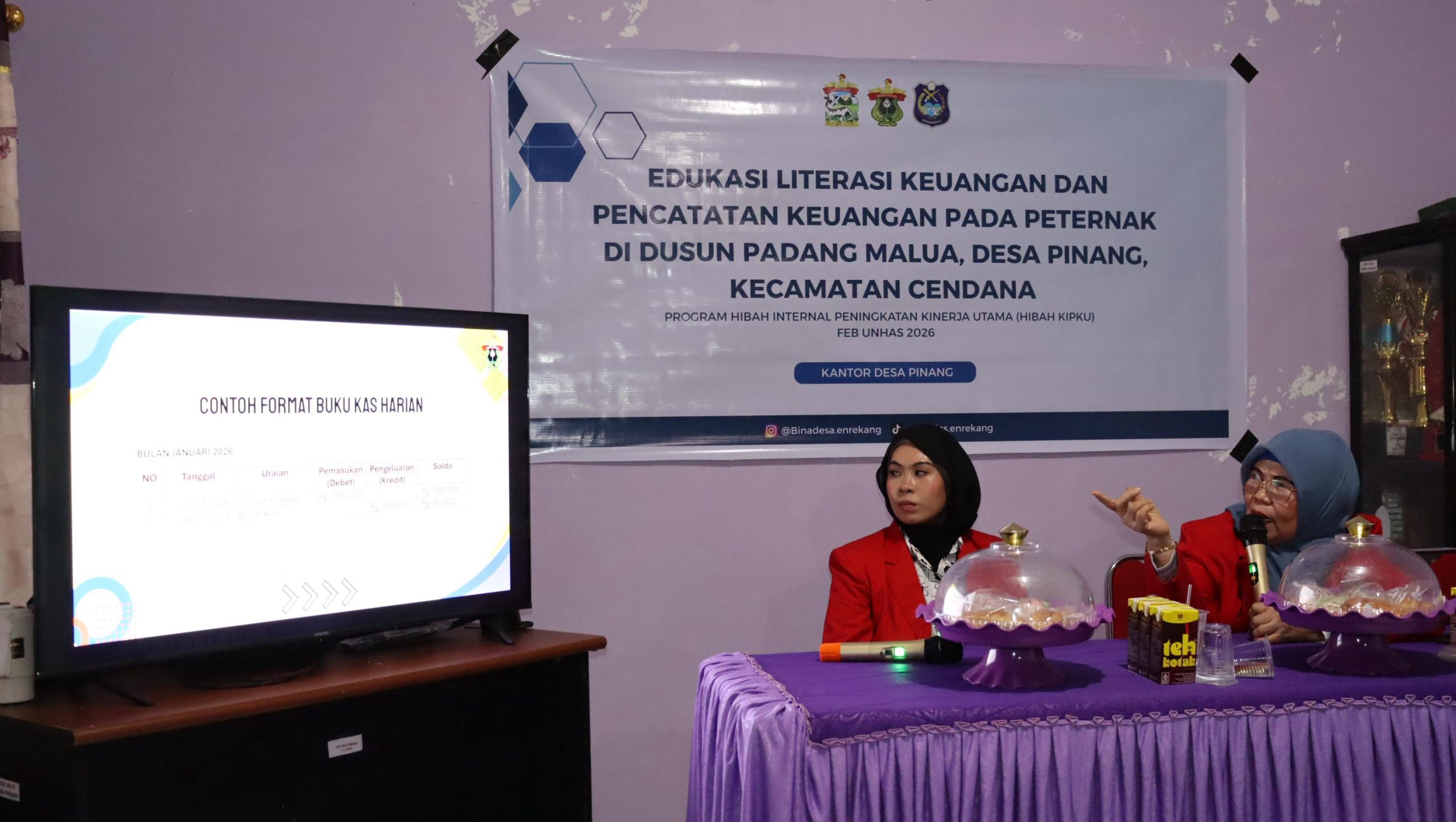 Mahasiswa Bina Desa Unhas Gelar Sosialisasi Literasi Keuangan di Desa Pinang