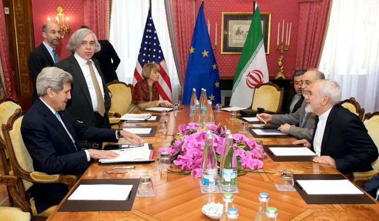 Negotiations-deal-John-Kerry-Iran-Javad-Zarif-March-18-2015