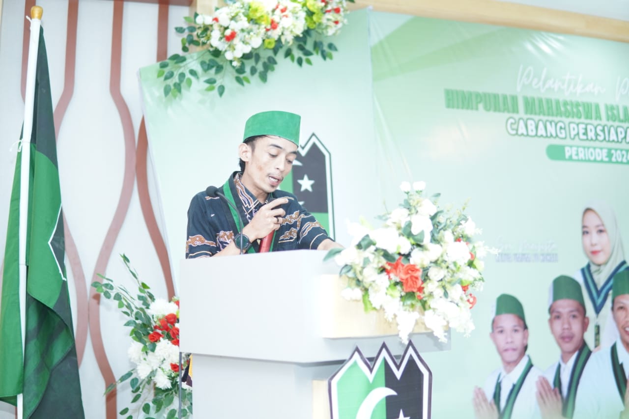 Wasekjen PB HMI Asrudi: Jika Tanpa Paripurna, Anggaran Bibit Nanas Sulsel Adalah Produk Ilegal!