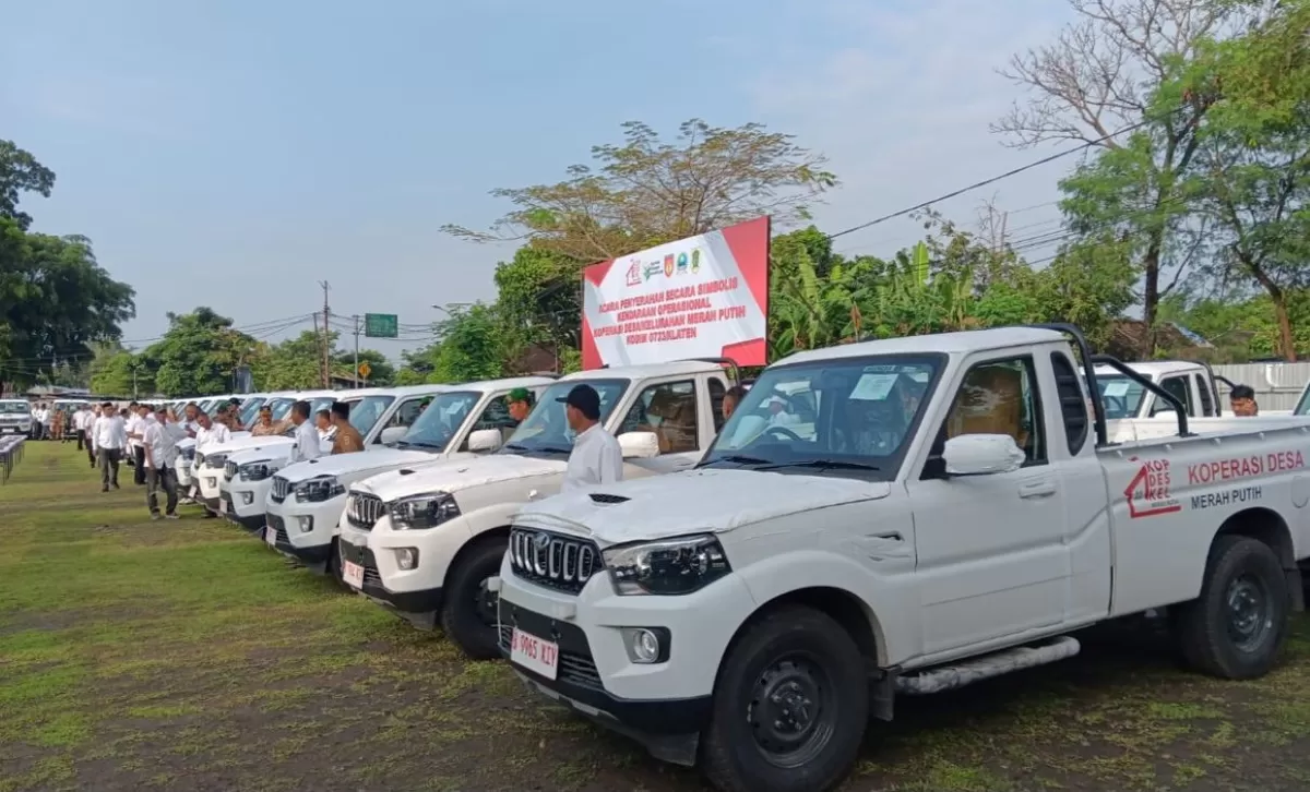 50 KDMP di Klaten Dapat Bantuan Pikap Mahindra untuk Mobil Operasional