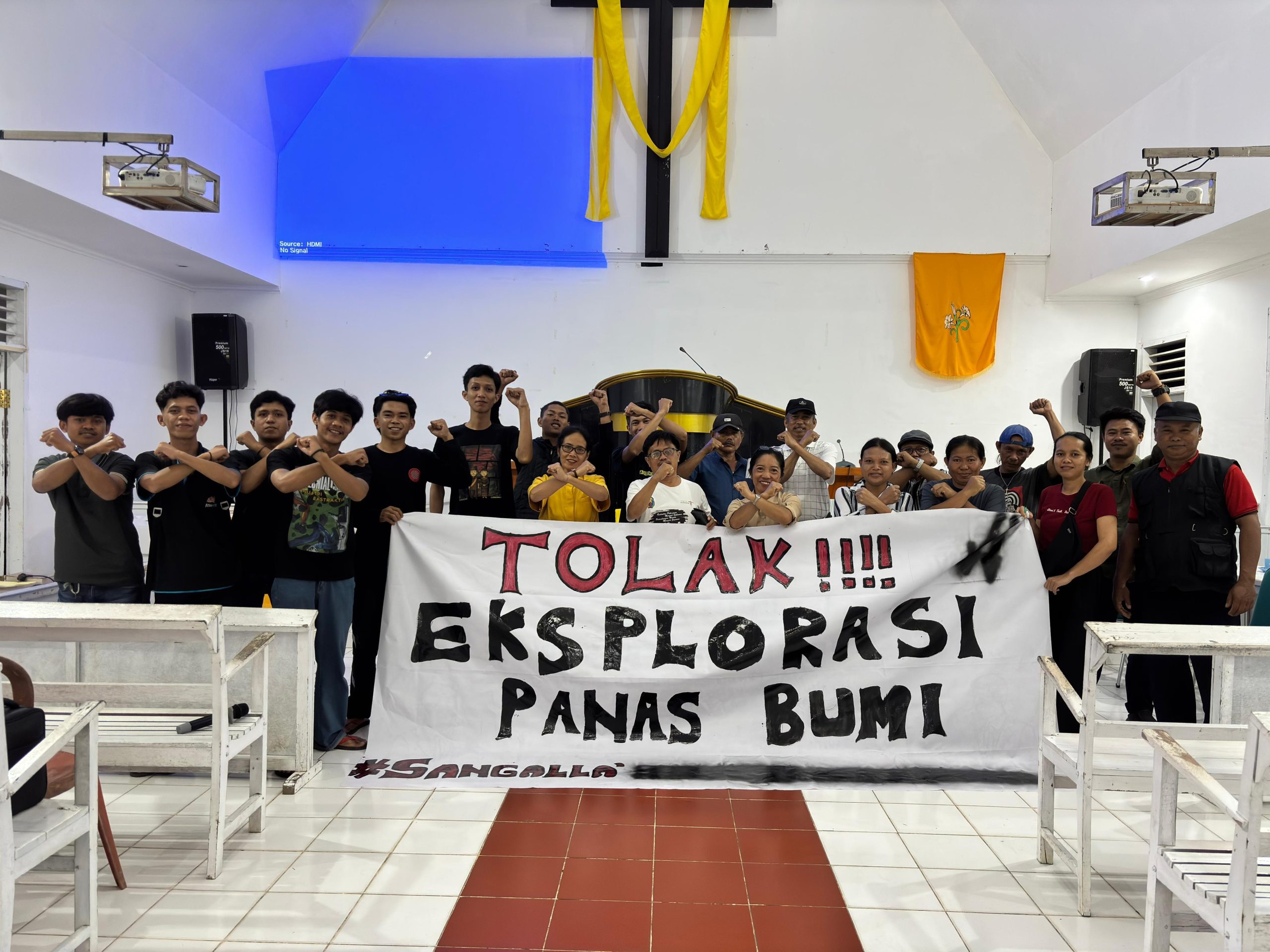 Gelar Diskusi di Gereja Toraja Jemaat Wala: Pemuda, Mahasiswa dan Masyarakat Sangalla’ Sepakat Tolak Geothermal
