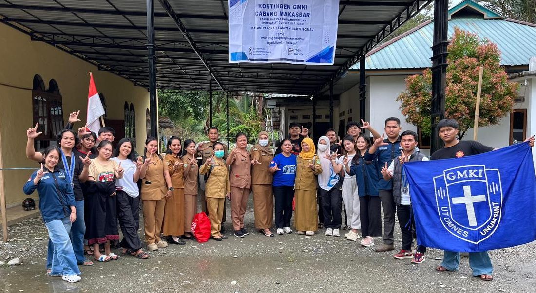 Berdampak Bagi Masyarakat, Pemeriksaan Kesehatan Gratis Menjadi Salah Satu Item di Kegiatan Bakti Sosial GMKI Cabang Makassar Komisariat Parangtambung UNM dan Komisariat Gunung Sari UNM