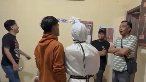 Pocong Viral di Kediri Ternyata Konten Sensasi, 3 Orang Ditangkap