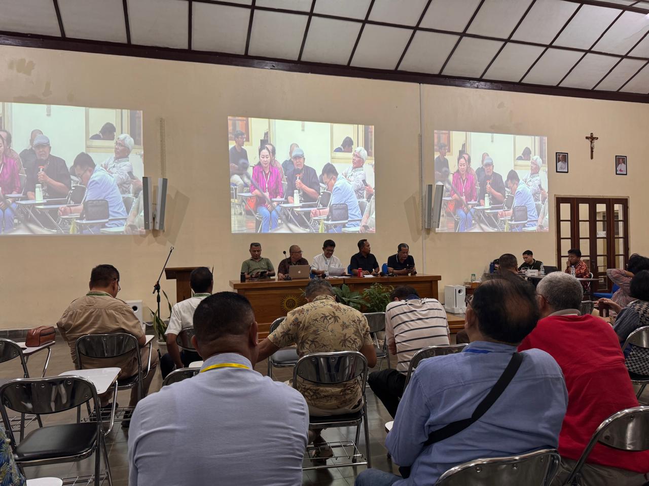 FMKI Soroti Kemunduran Demokrasi dan HAM, Desak Revisi UU ITE hingga Dialog Damai di Papua