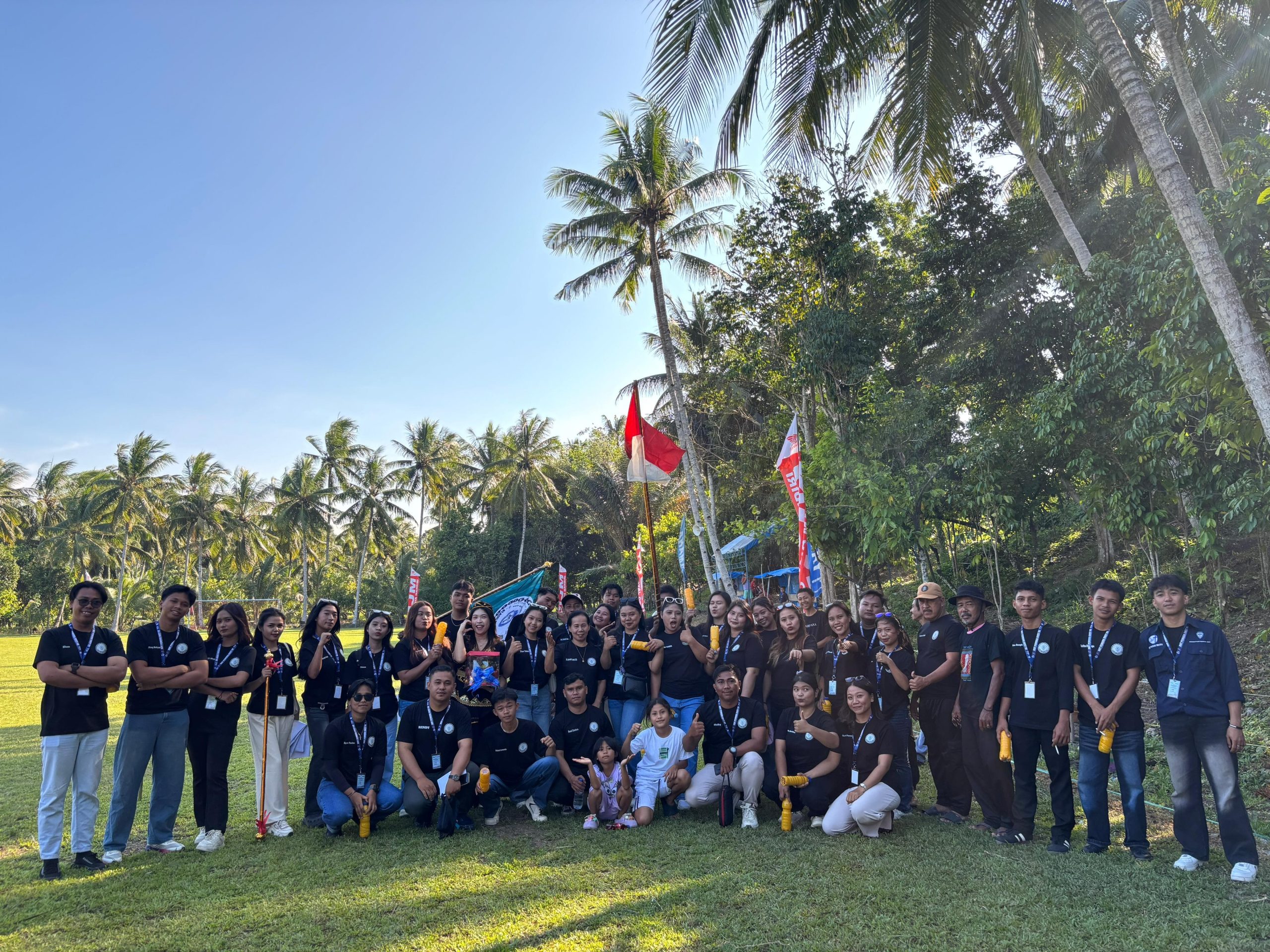 Satu Iman, Satu Semangat: Persekutuan Pemuda Jemaat GKST Mawar Saron Tambarana Memeriahkan Perayaan HUT Pemuda GKST ke-77