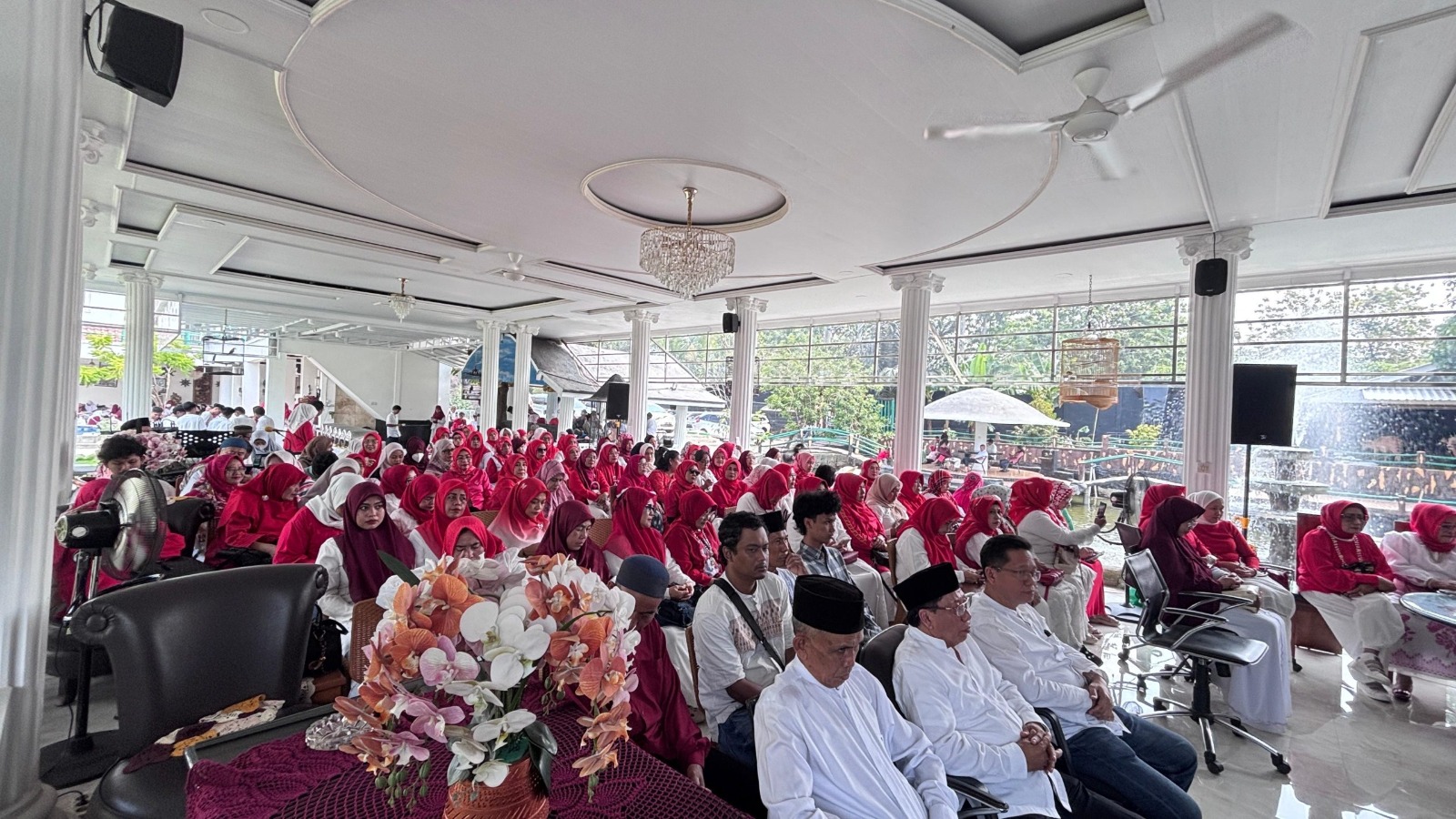 Rawat Silaturahmi di Tanah Rantau, KKLR Peringati Maulid Nabi dan Santuni Anak Yatim