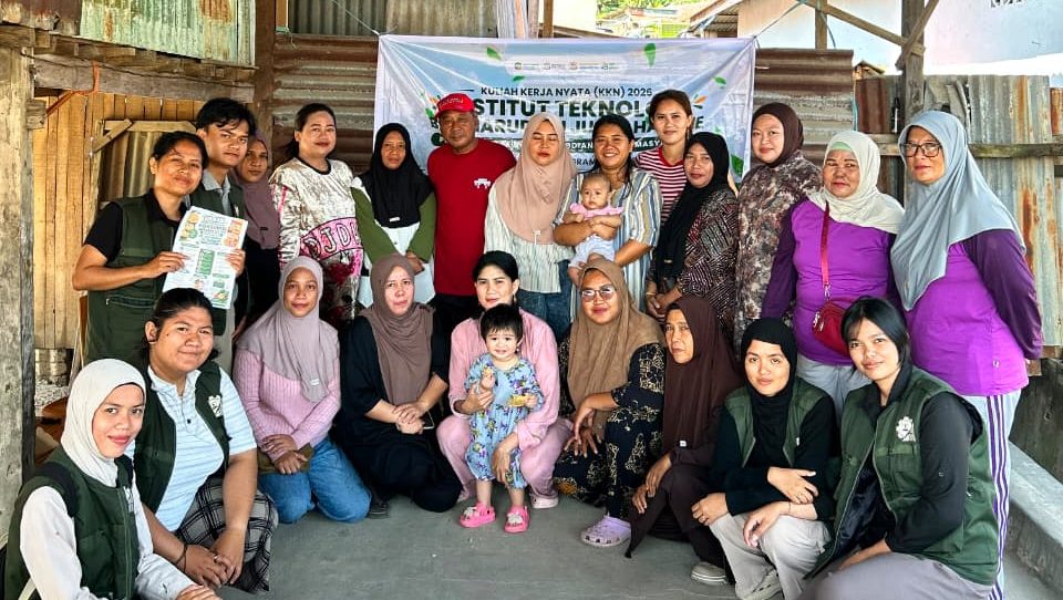 Tekan Risiko Penyakit, KKN ITH Parepare Edukasi Gizi Seimbang di Lauleng