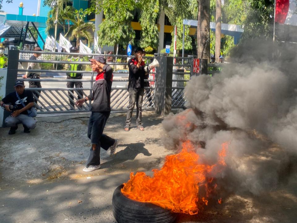 Protes Pemadaman Bergilir, GAM Geruduk Kantor PLN UID Sulselrabar