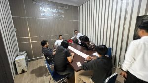 Audiensi Aliansi Mahasiswa Peduli Hukum Luwu Raya dengan Polres Palopo Minta Usut Dugaan Penimbunan Solar Subsidi di Maroangin–Pentojangan