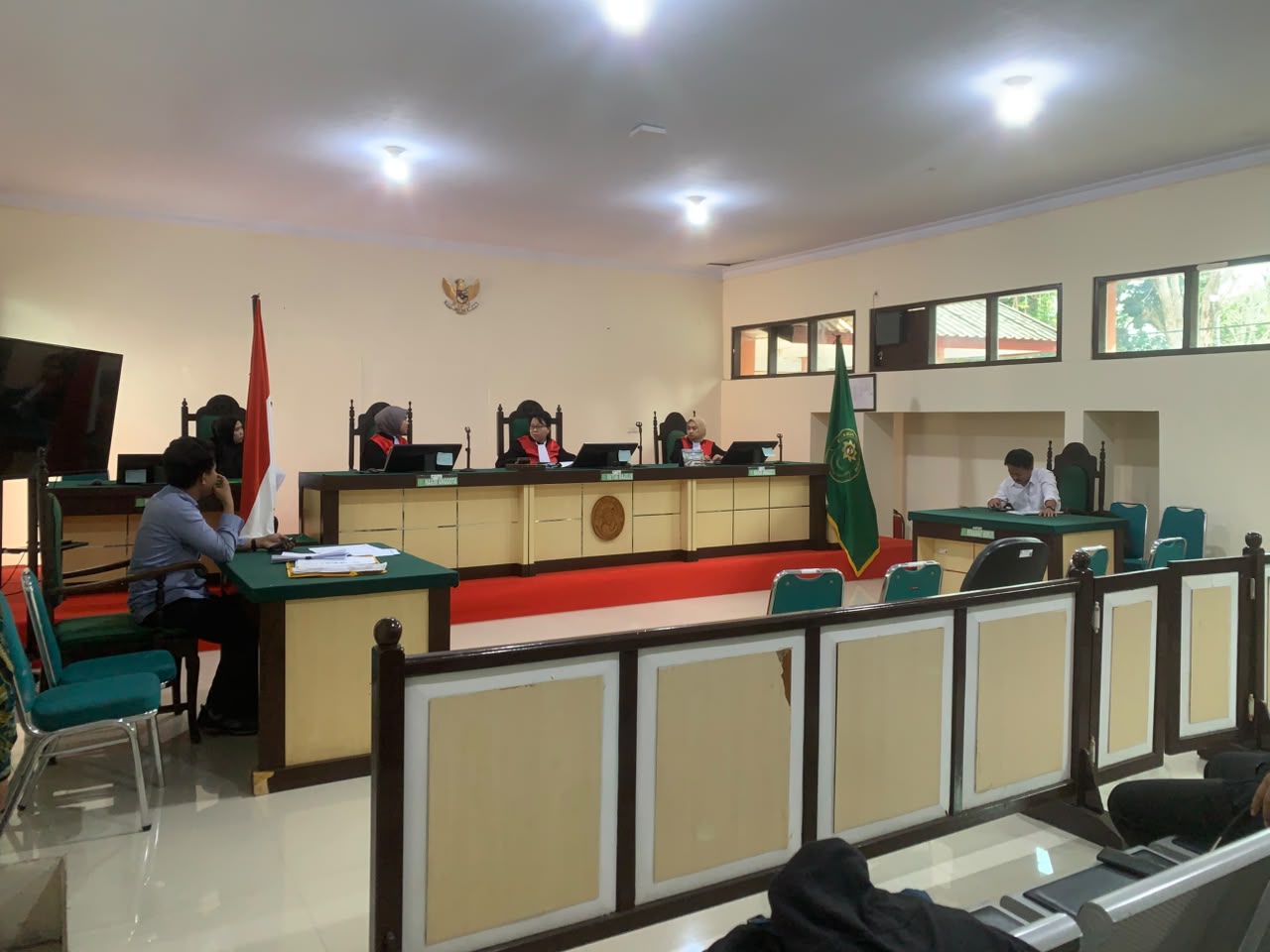 Gugatan Lingkungan Warga Bantaeng Masuki Tahap Pembacaan, Empat Perusahaan Dituntut Pulihkan Kerugian