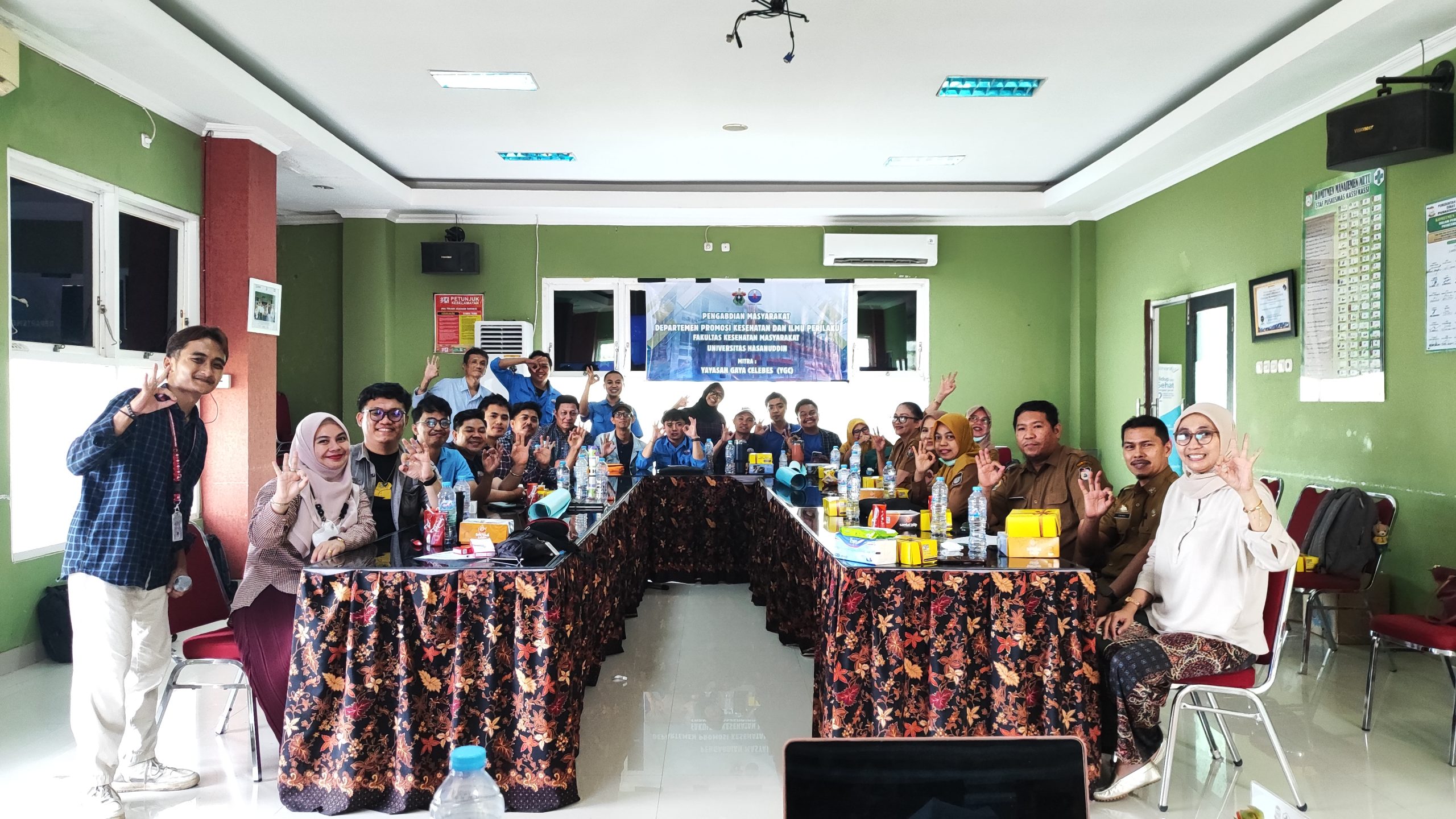 Departemen PKIP FKM Unhas dan Yayasan Gaya Celebes Perkuat Kapasitas Komunikasi Perubahan Perilaku Pencegahan HIV/AIDS di Sulawesi Selatan