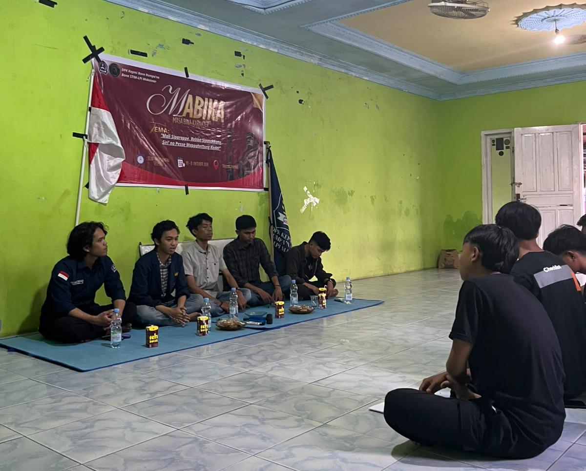 Ketua Umum DPP KEPMI BONE Buka MABIKA DPK KEPMI BONE Rumpana Bone STIM LPI Makassar